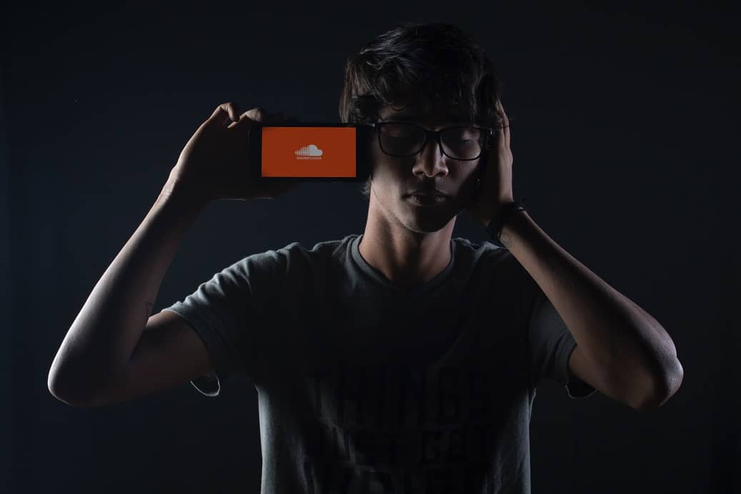 how to download soundcloud songs