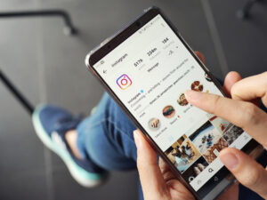 Use Only One Account with the Instagram App